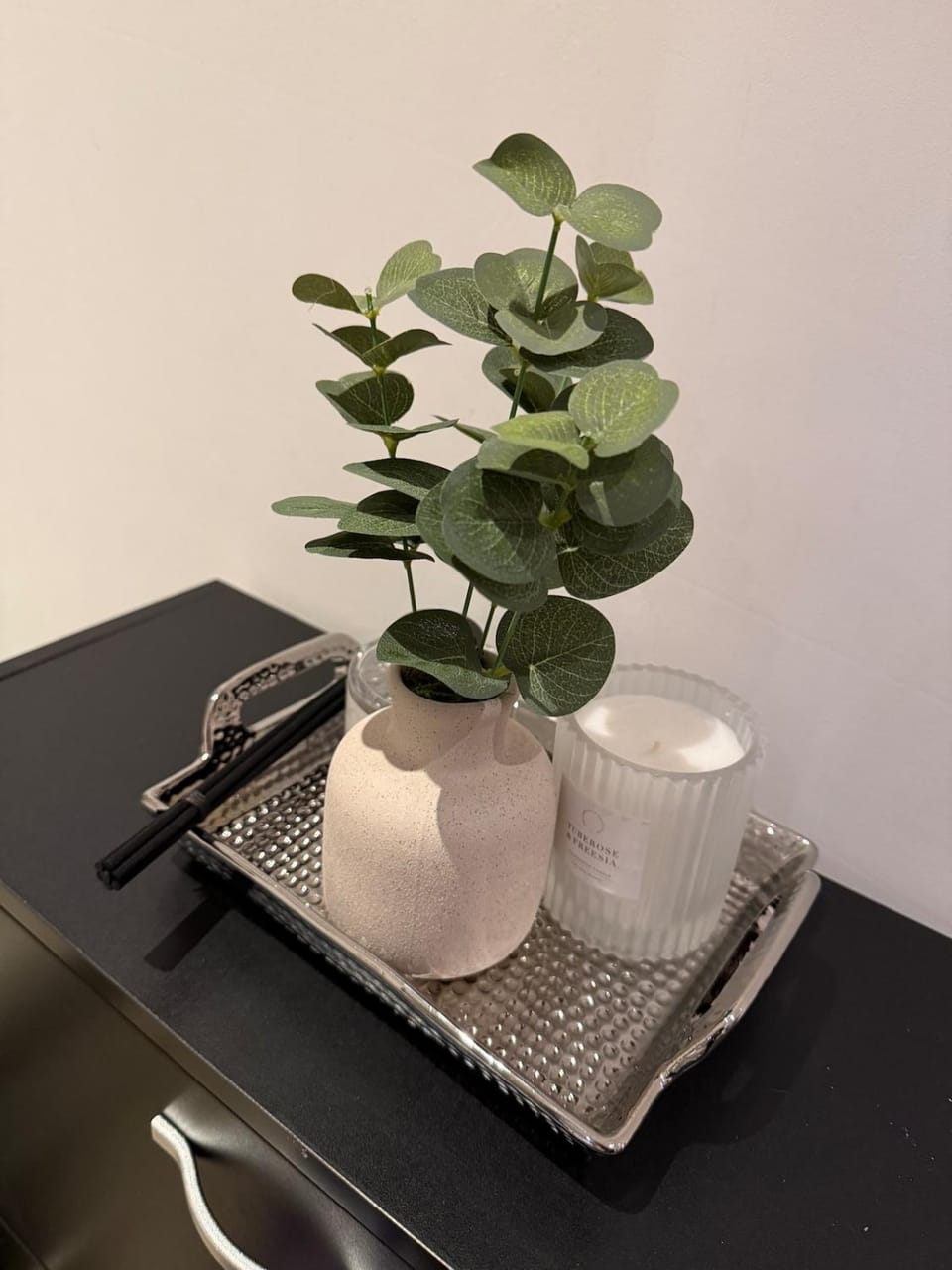 Cozy Luxury Apartment In The Heart Of Slough -The Bethel Suite Apartment in Slough