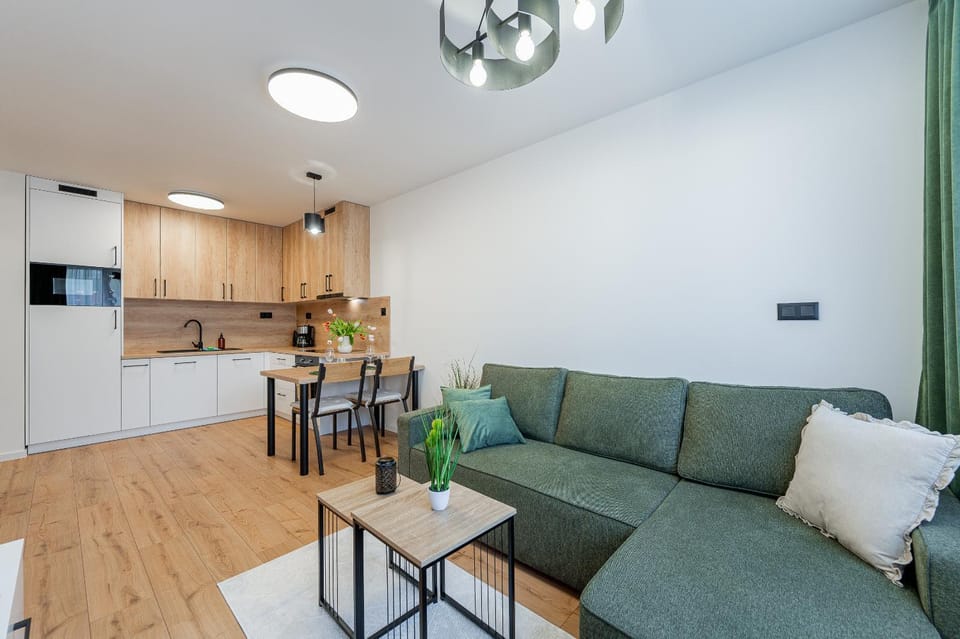 Kitchen or kitchenette, Seating area