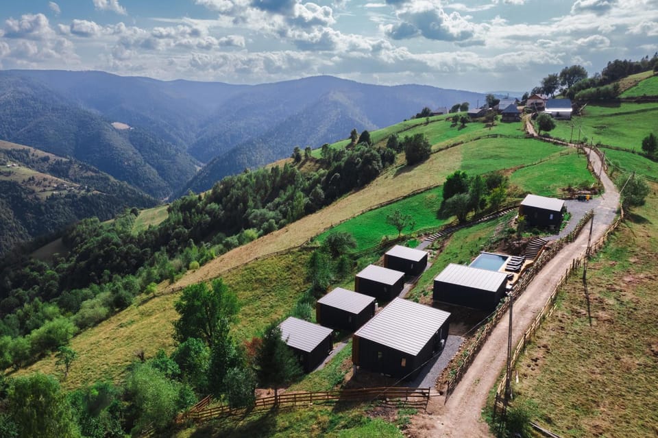 Bird's eye view, Mountain view