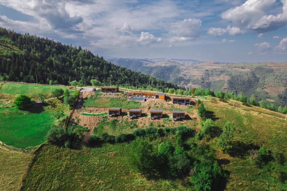 Bird's eye view, Mountain view