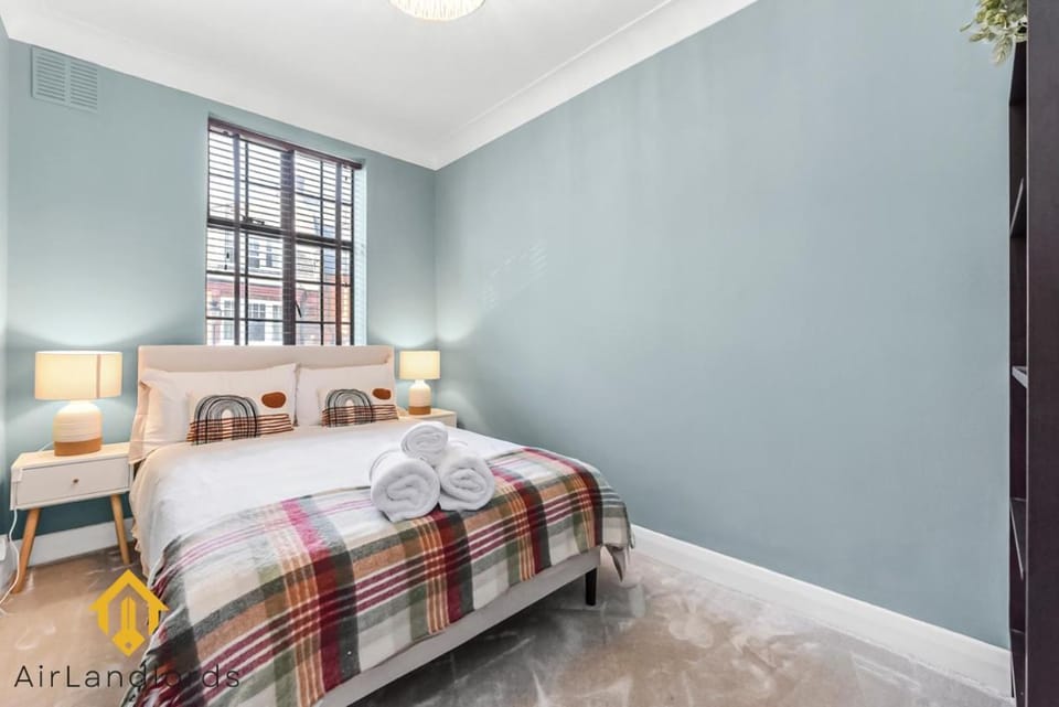 Stylish 3-Bedroom Flat in Belsize Park Perfect for Families Business Trips! Apartment in London Borough of Camden