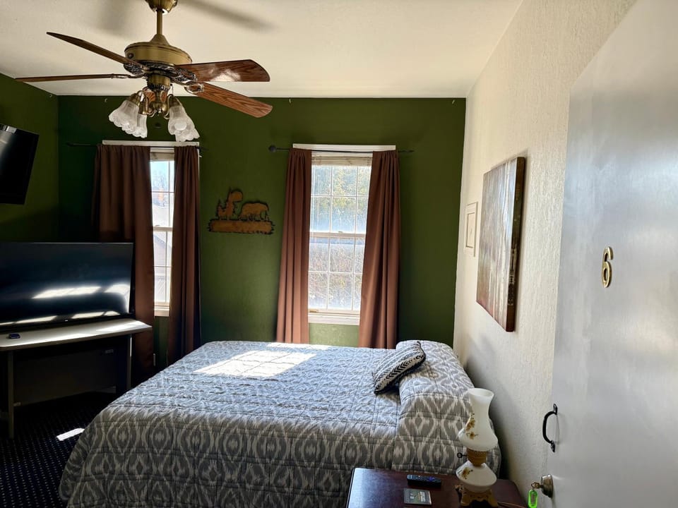 Wenzil Taylor Building Hotel in Iowa