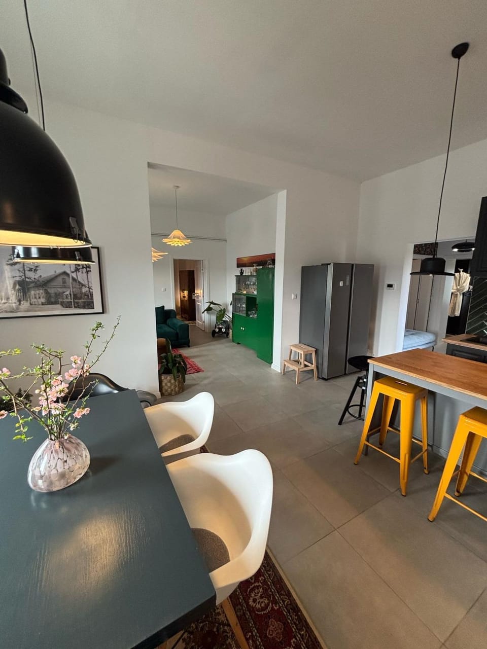 Seating area, Dining area