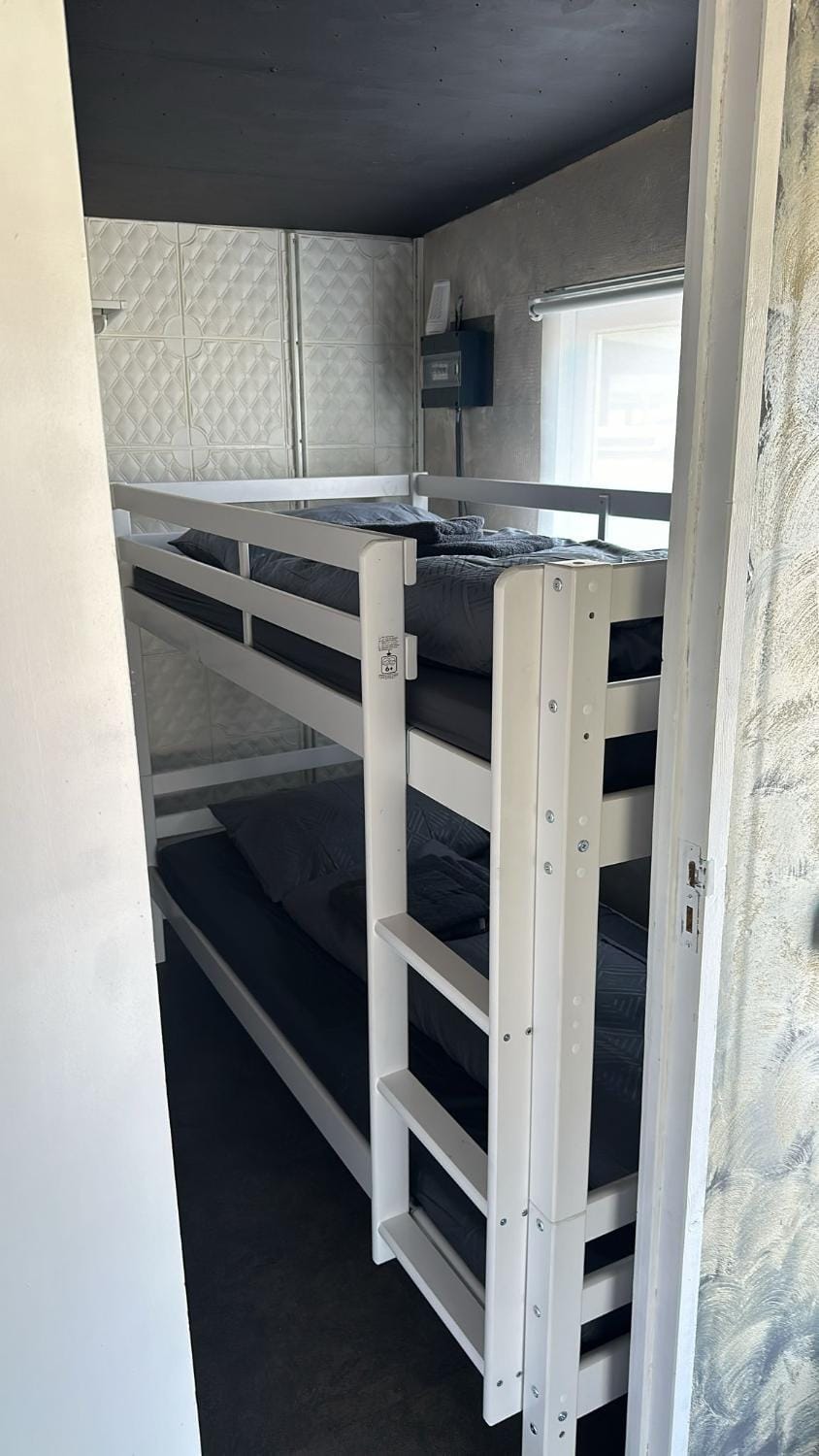 Bed, Bedroom, bunk bed
