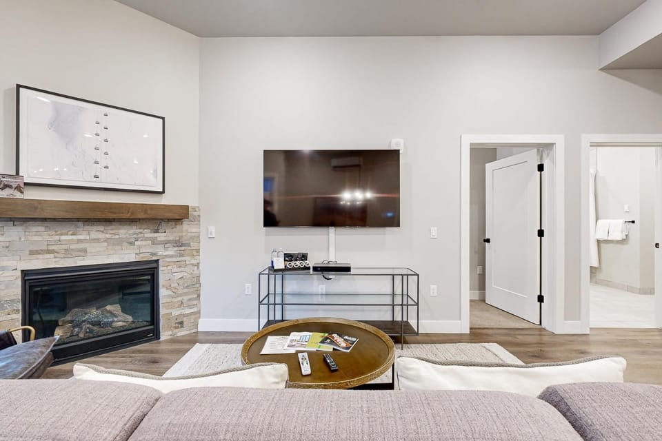 304 - Black Rock Mountain Resort Apartment in Wasatch County