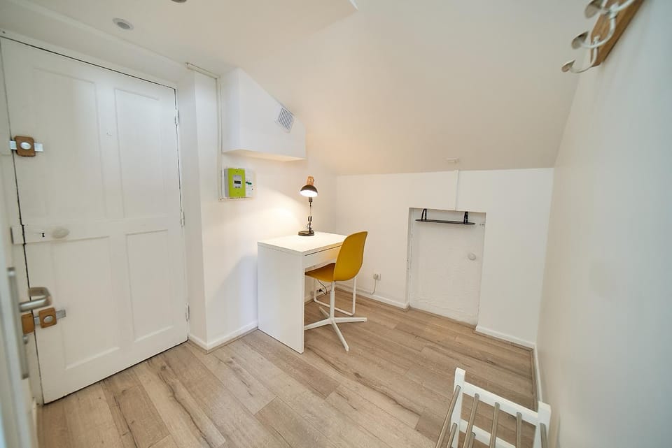 Salengro, Cosy Studio - Gauche Apartment in Villeurbanne