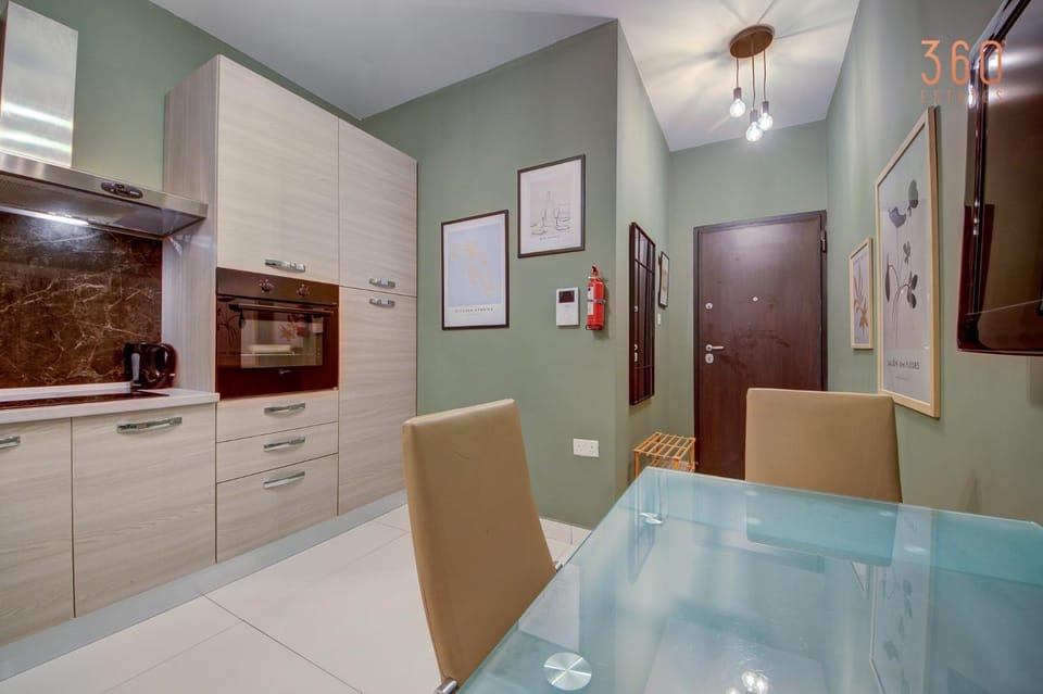 Bathroom, Kitchen or kitchenette