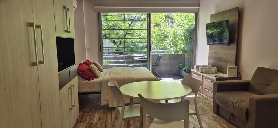 TV and multimedia, Dining area