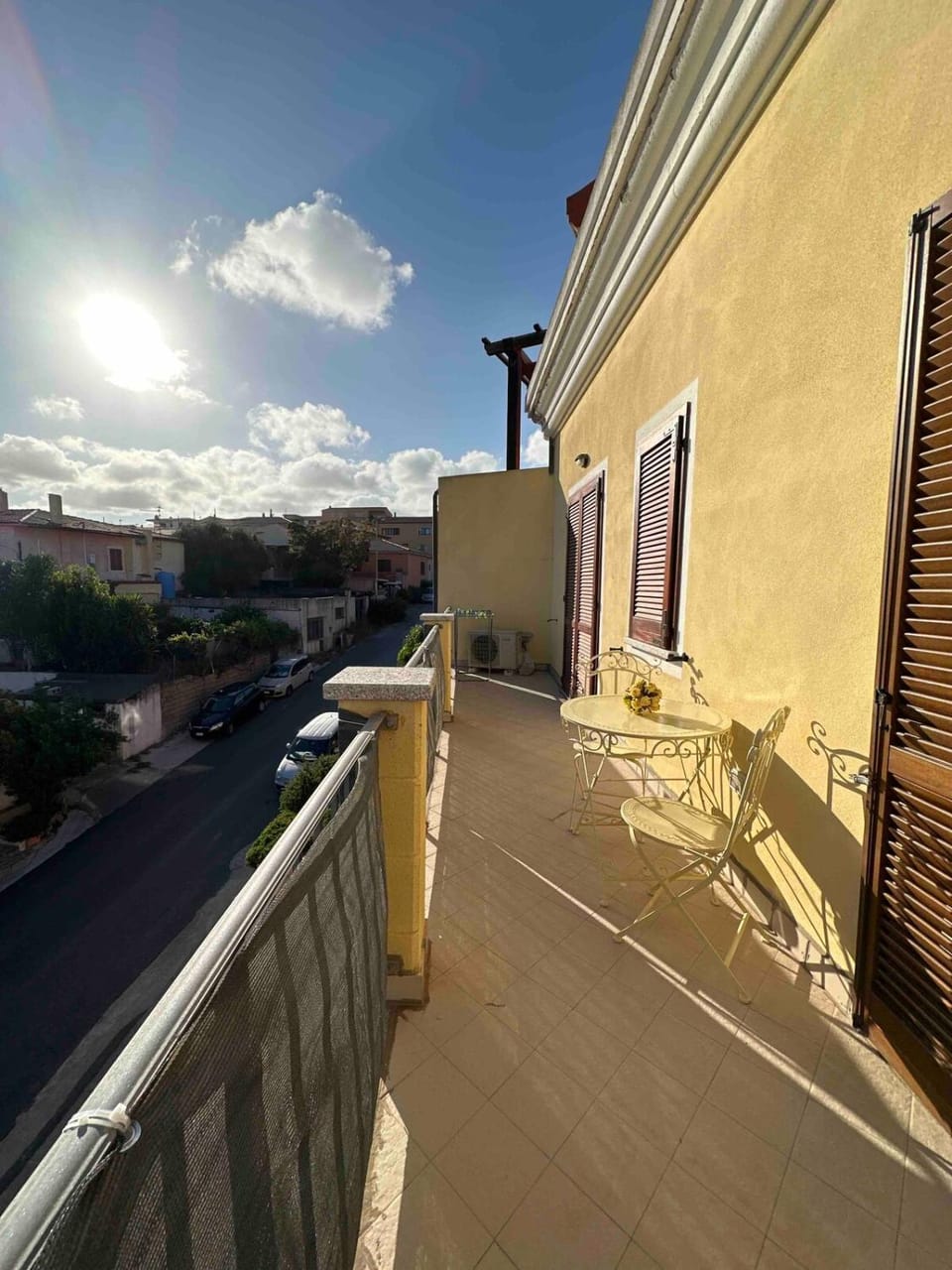 Property building, Balcony/Terrace, Balcony/Terrace