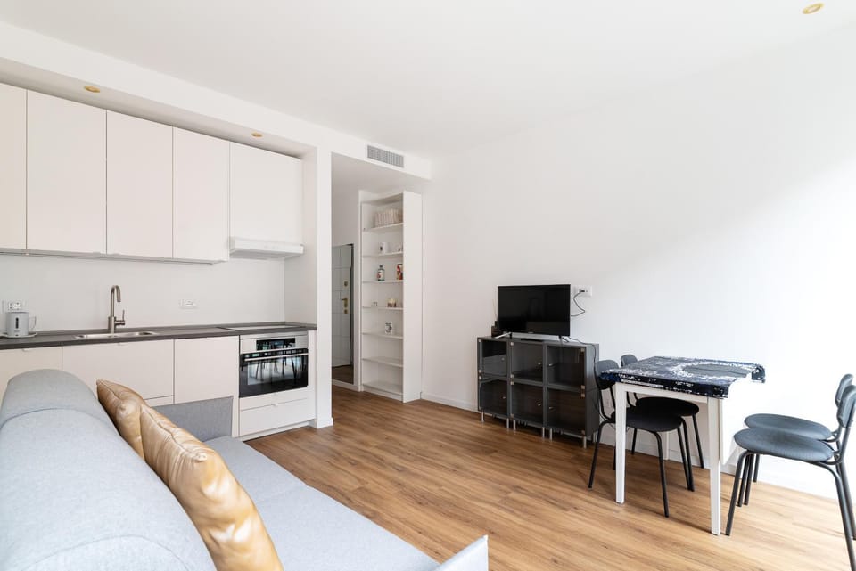 Kitchen or kitchenette, Living room