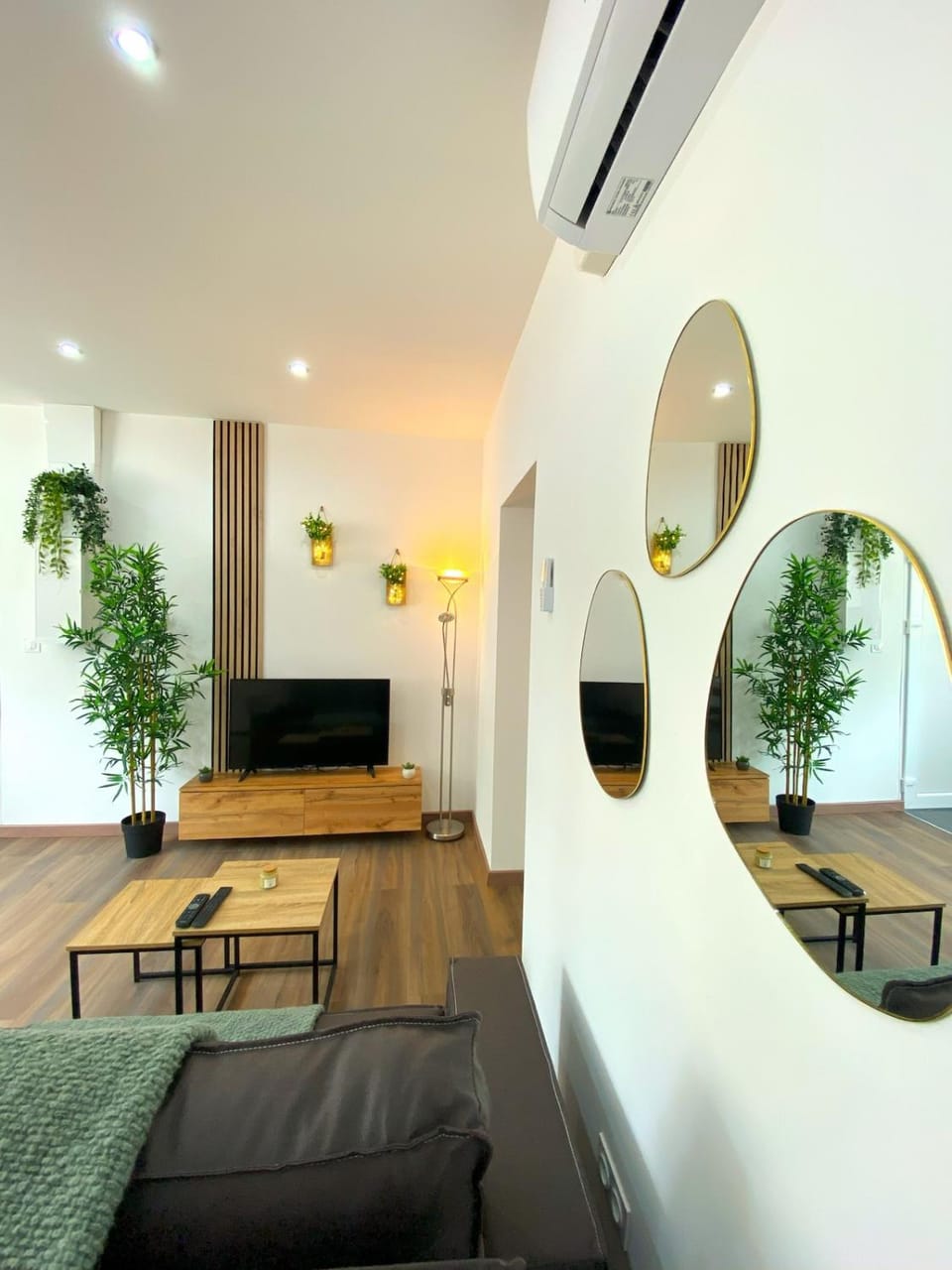 Communal lounge/ TV room, TV and multimedia, Living room