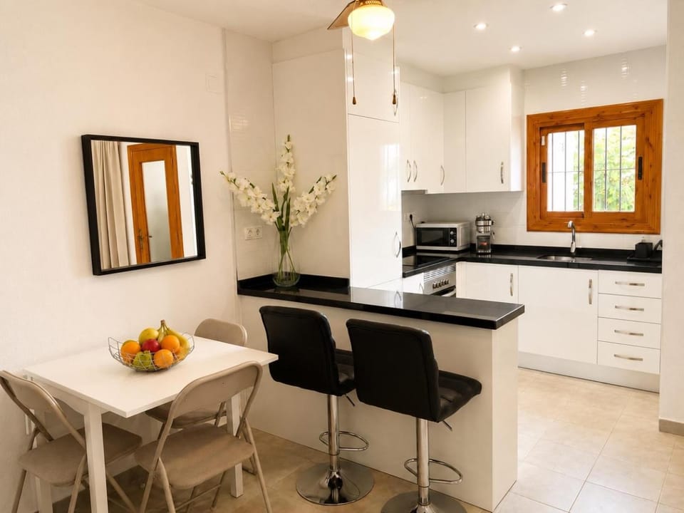 Oasis of Sunshine Apartment in Vega Baja del Segura