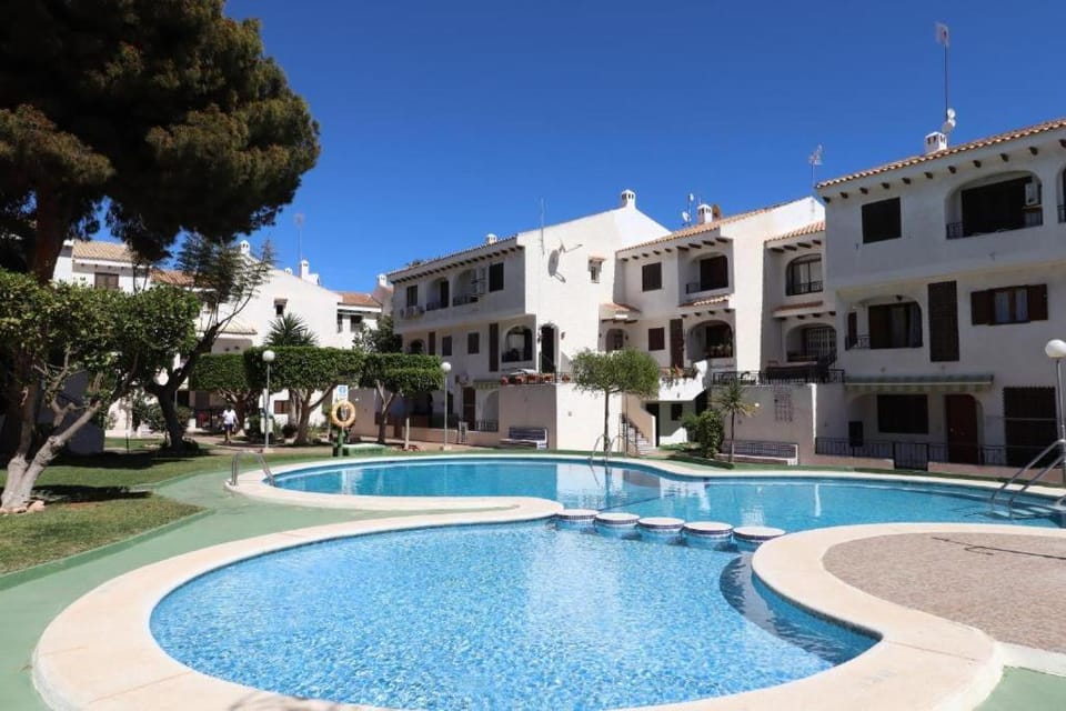 Oasis of Sunshine Apartment in Vega Baja del Segura