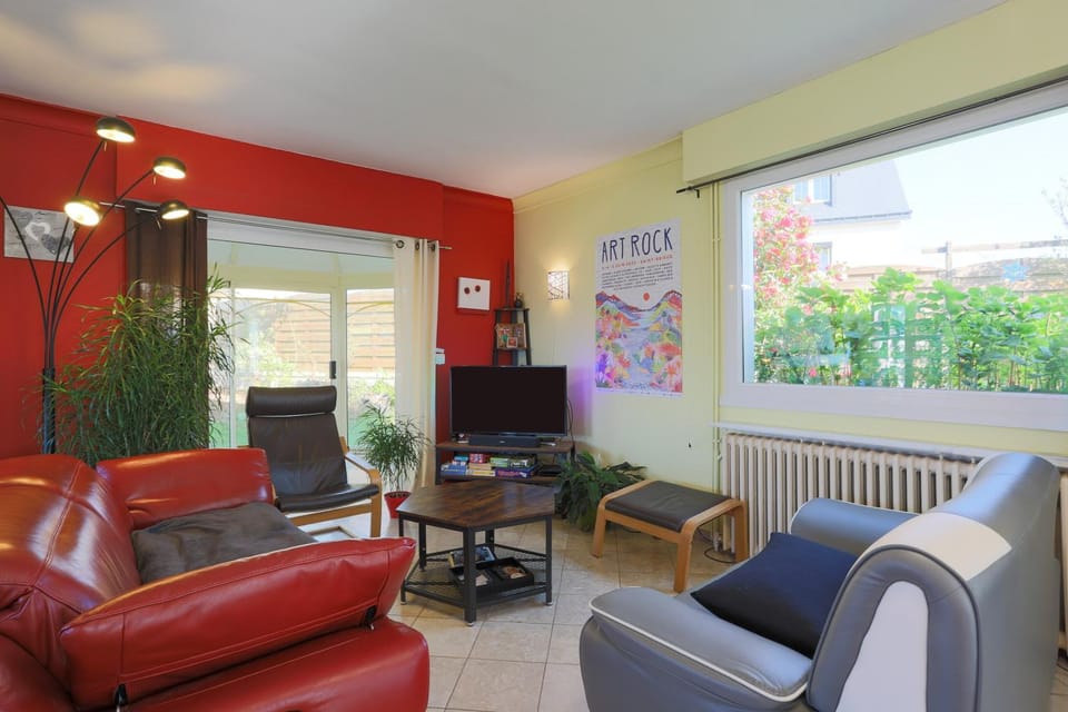 Property building, Living room