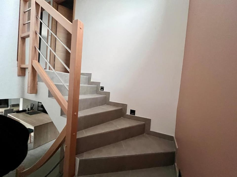 Maison Neuve 9 personnes Terrasse & Garage Privé Villa in Besançon