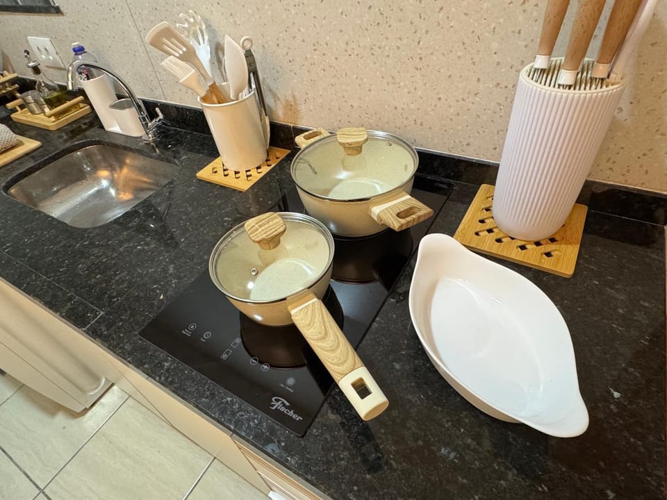 Coffee/tea facilities, Kitchen or kitchenette