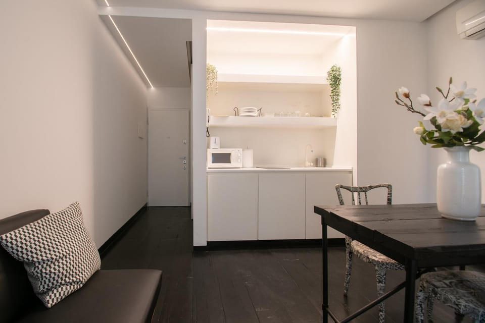 Kitchen or kitchenette, Living room, air conditioner