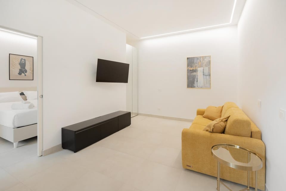 TV and multimedia, Living room, Photo of the whole room, Seating area