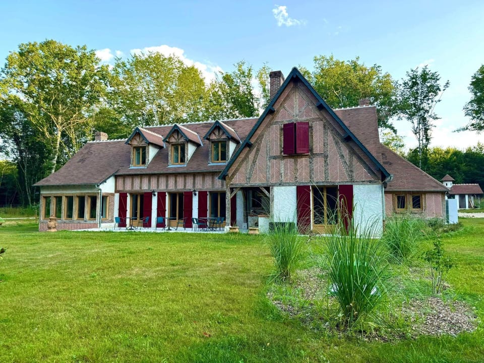 Gîte L'Orée de Clénord House in Centre-Val de Loire