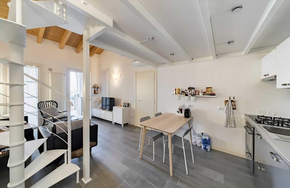 Lago di Garda a 100m - Fasanella Penthouse Apartment in Lake Garda