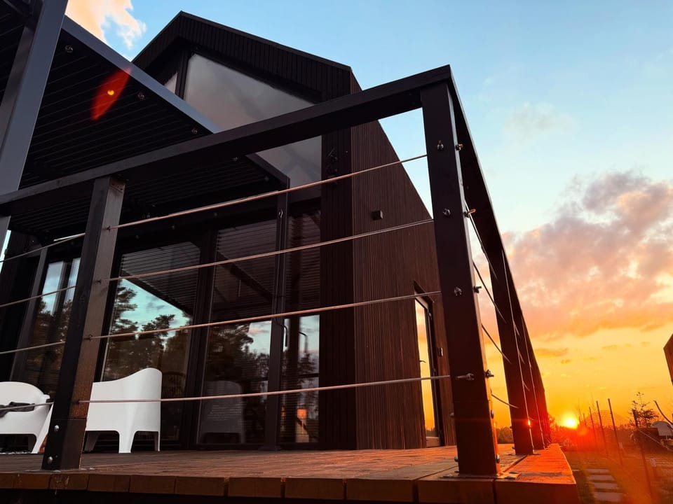 Property building, View (from property/room), Balcony/Terrace, Sunset