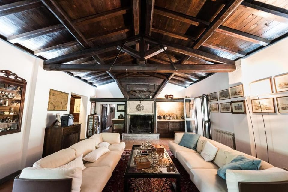 Communal lounge/ TV room, Living room