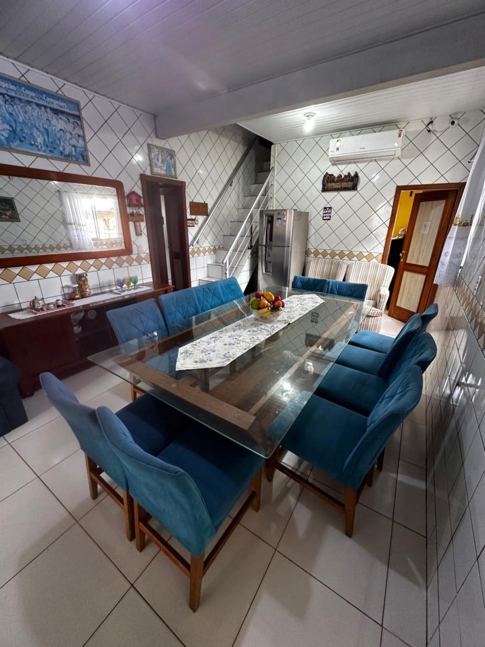Kitchen or kitchenette, Dining area, air conditioner