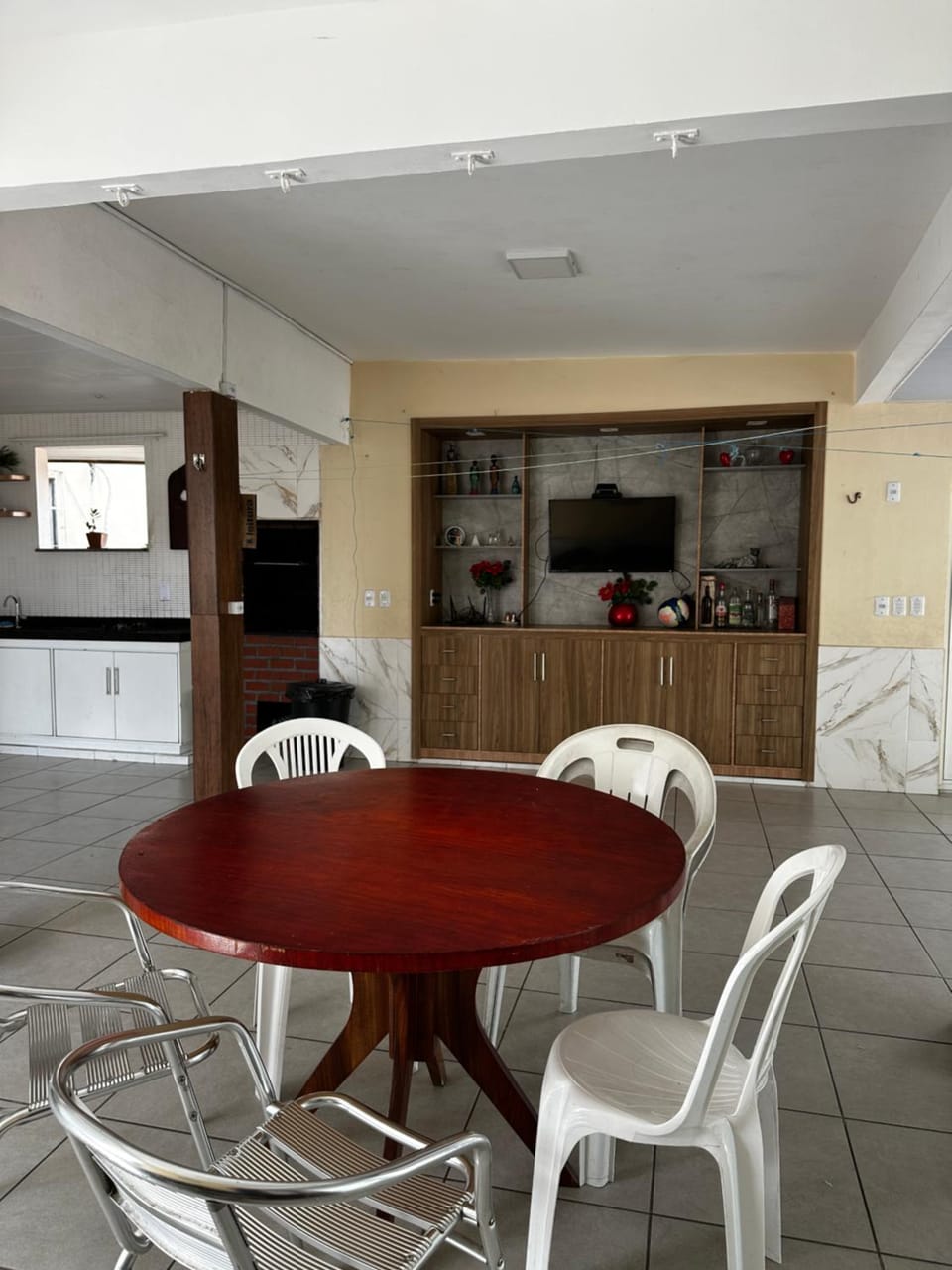 BBQ facilities, TV and multimedia, Seating area, Dining area
