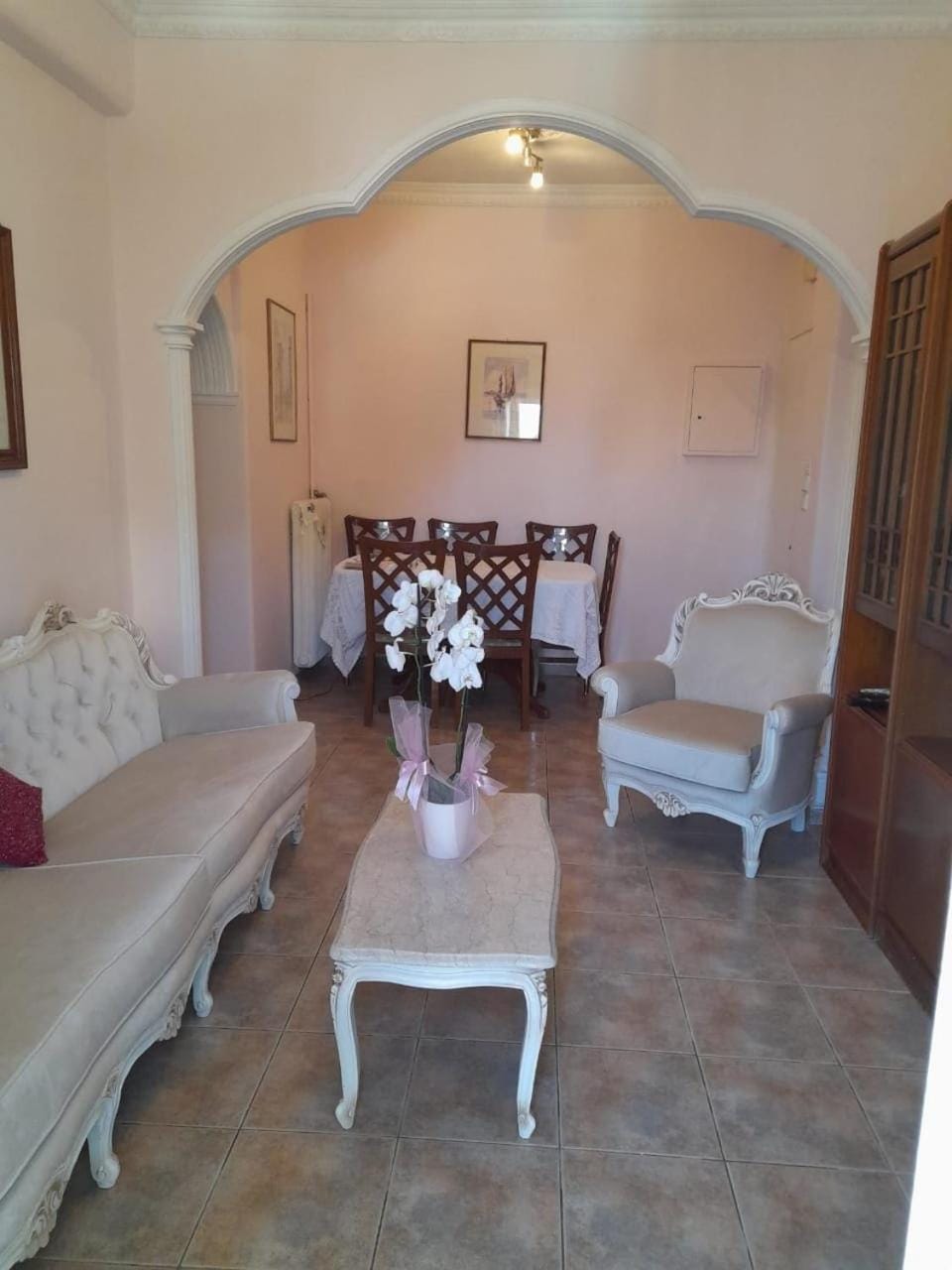 Living room, Seating area, Dining area