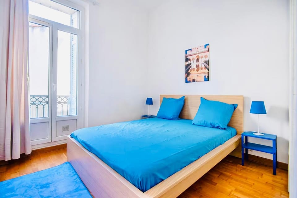 Cocon Urbain lumineux et hyper central pour 1 à 4 personnes Apartment in Marseille