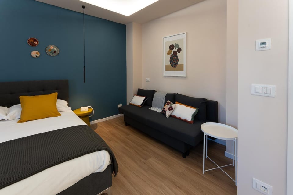Bed, Bedroom, air conditioner