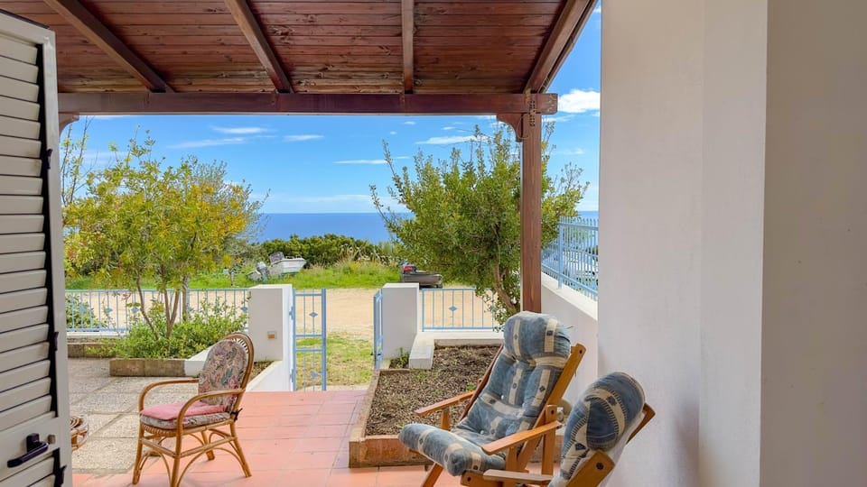 View (from property/room), Balcony/Terrace