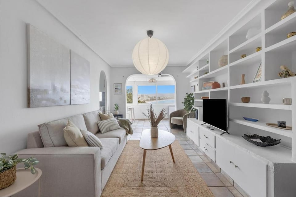 Living room, Sea view