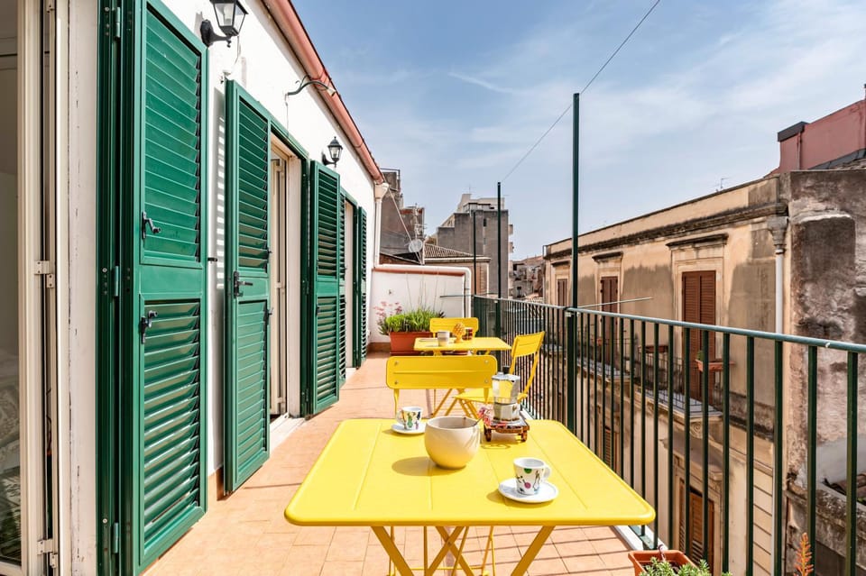 Balcony/Terrace, Dining area