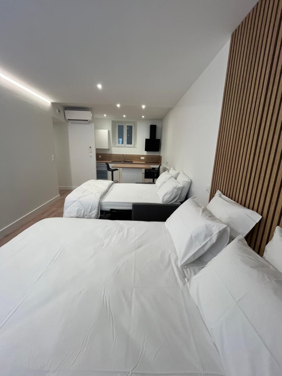Studio Hôtel-Restaurant LTB La Table Basque Apartment hotel in Biarritz