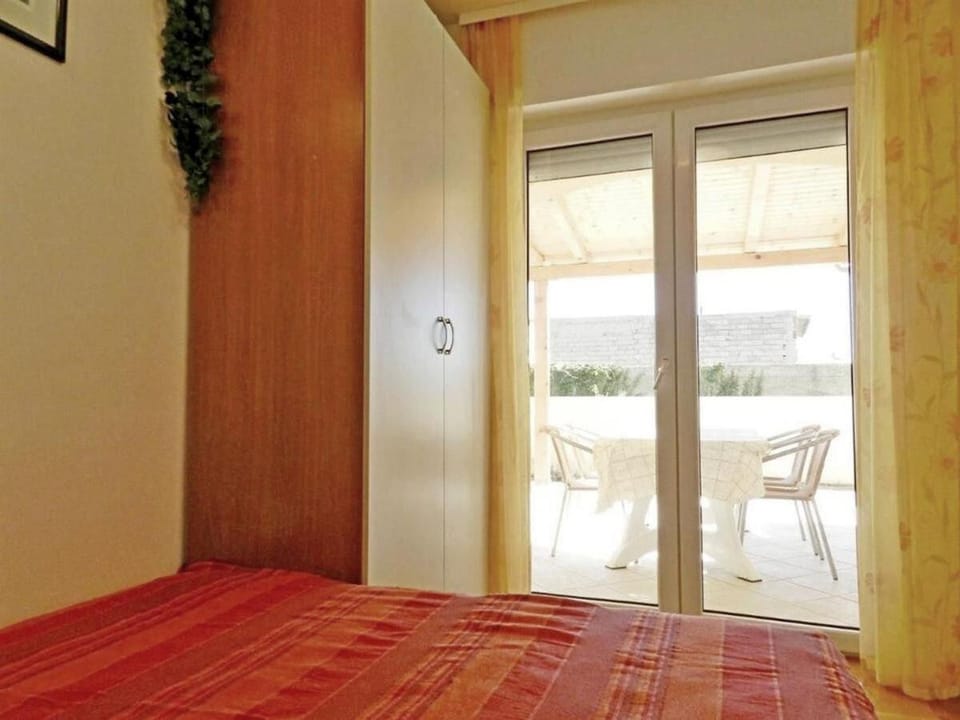 Patio, Bed, View (from property/room), Balcony/Terrace, Seating area, Bedroom