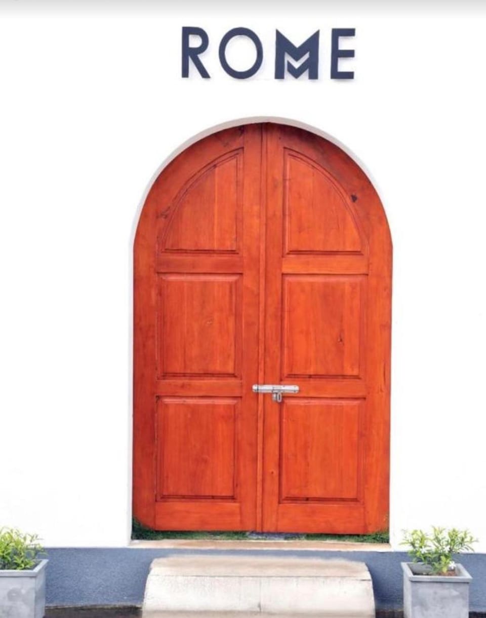 Rome NOMADIC Hotel Hotel in Negombo