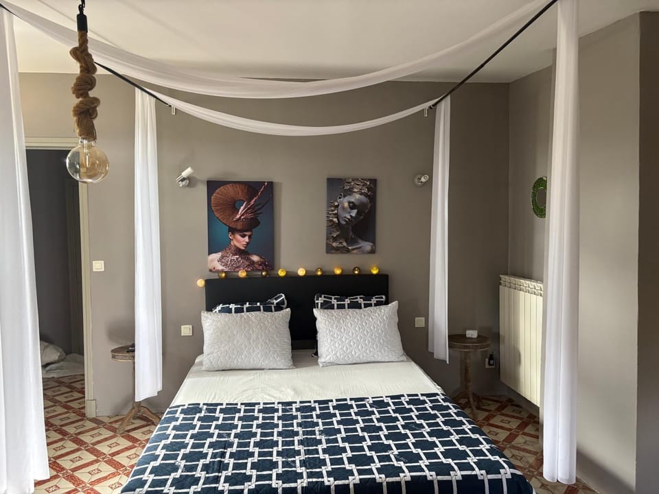 CHAMBRE D'HOTE Ô MAZETTE visite de l'Aude Bed and Breakfast in Occitanie