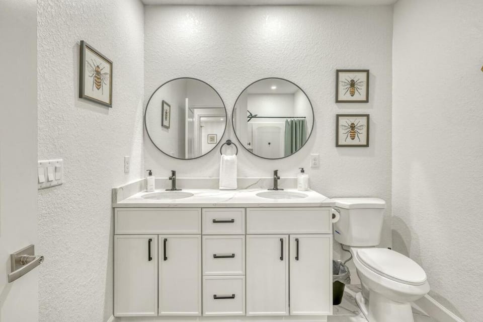 Honeycomb Haven Near Ocean , Golfing , Mineral Springs Villa in Rotonda West