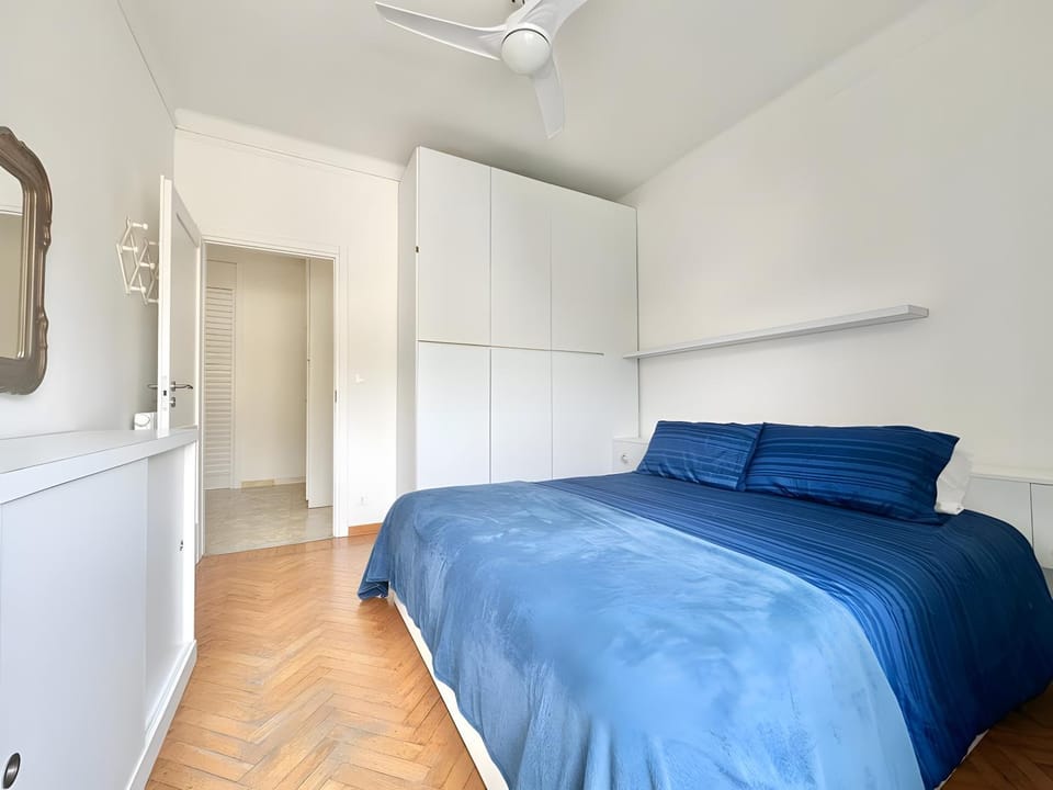 Living room, Bedroom