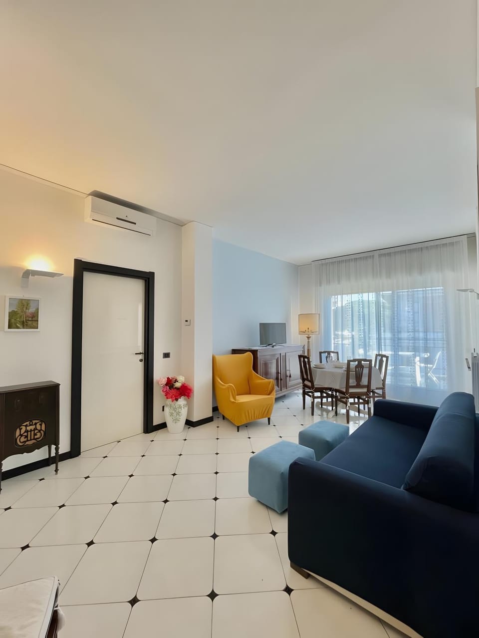 Property building, Living room