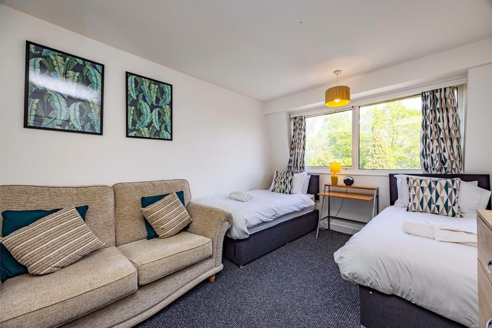 Spacious apartment sleeps 6 - Uni, sports, trades Apartment in Nottingham