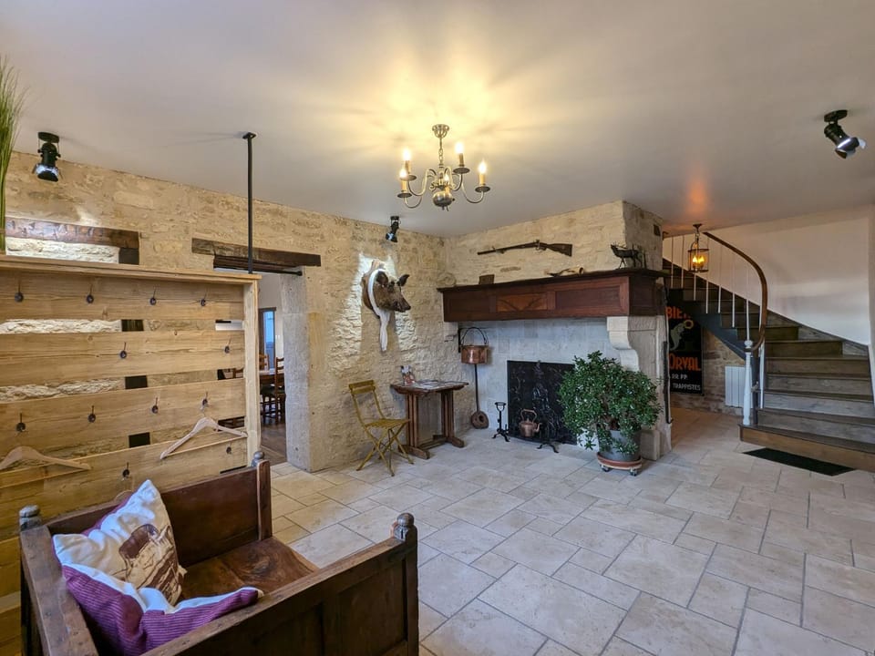 Gîte historique et moderne, capacité flexible - FR-1-585-170 House in Grand Est