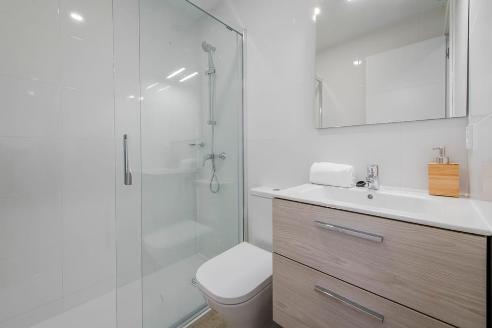 Shower, Bathroom