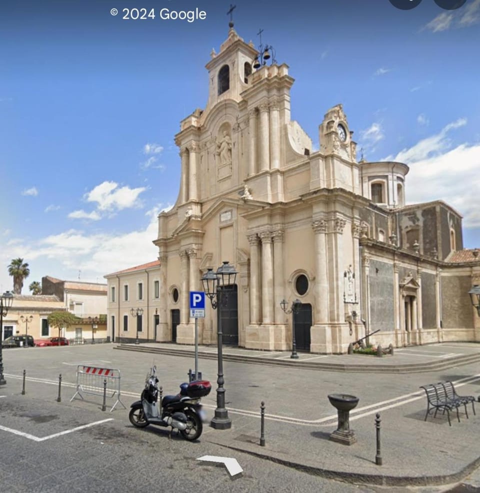 Palazzo Grecale Dell'Etna Bed and Breakfast in Sicily