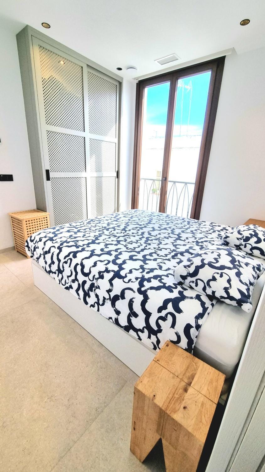 Bedroom, wardrobe