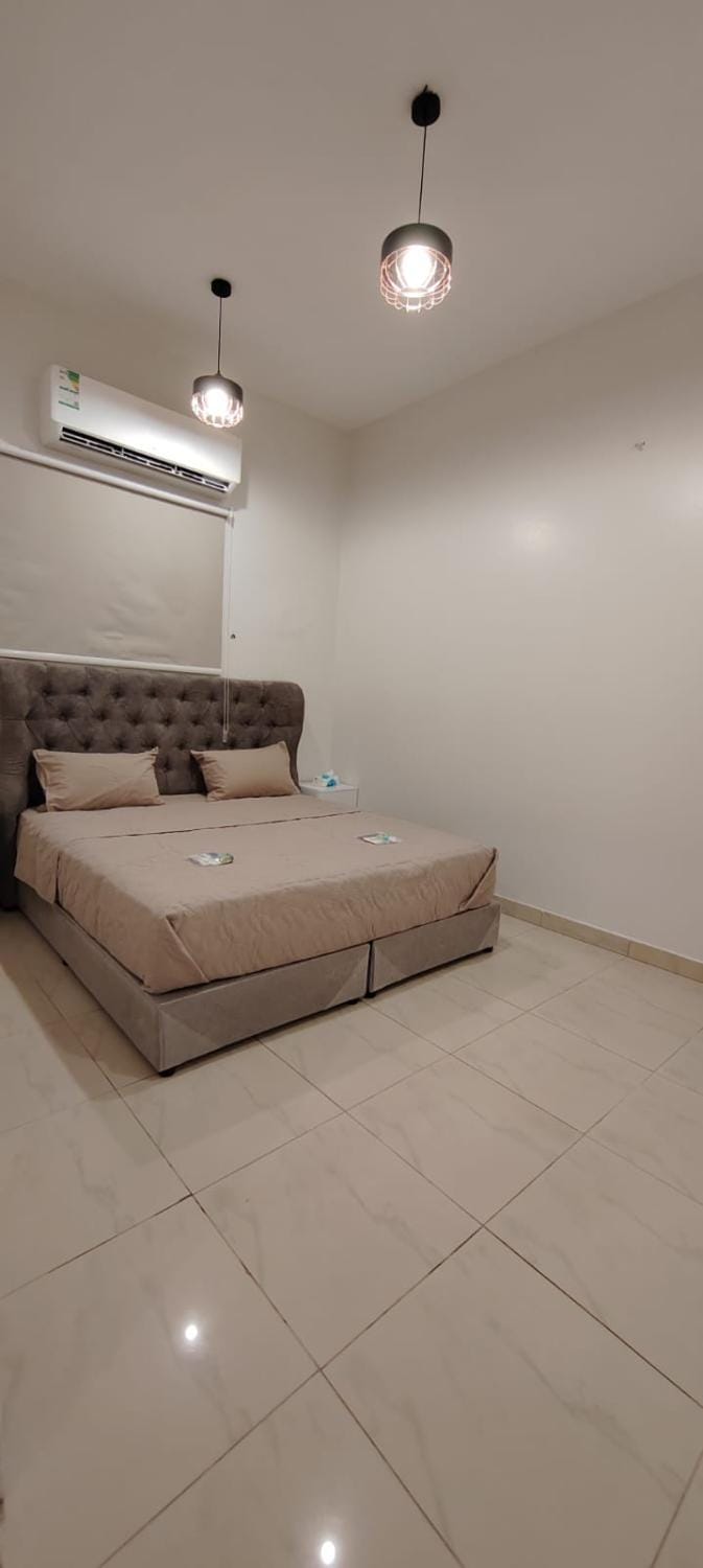 شقة أرضية عائلية مكونة من 3 غرف نوم وصالة ومطبخ 7 Apartment in Riyadh