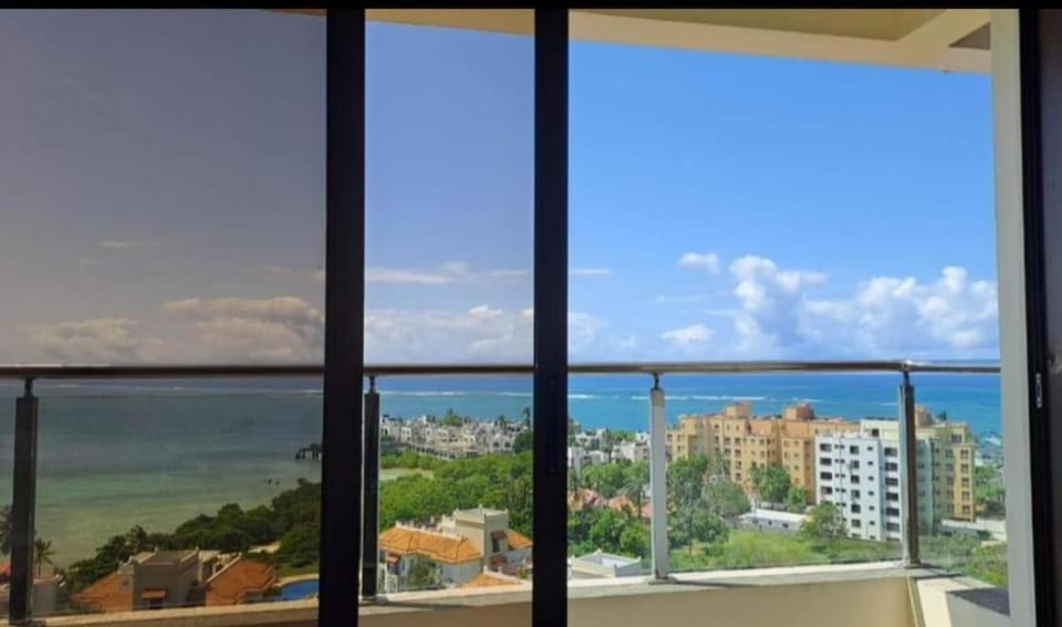 Day, Natural landscape, View (from property/room), Balcony/Terrace, City view, Sea view