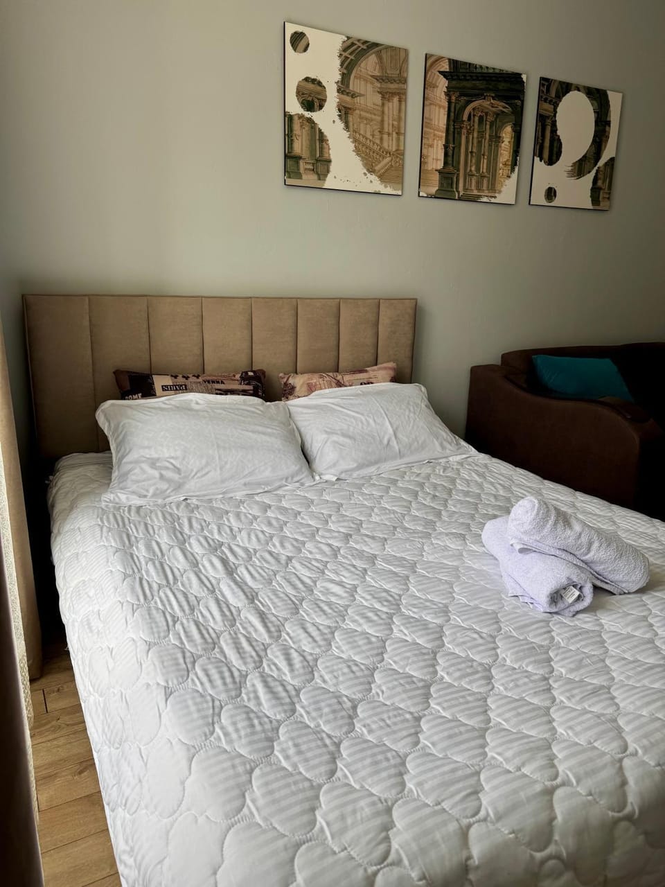 Центр квартира Apartment in Almaty