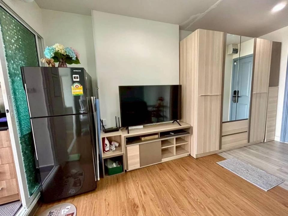 Relax pool 1 BR City sky view at Bangson MRT by Yoyo Apartment in Bangkok